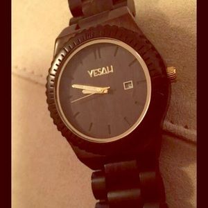 Yesah wooden analog watch